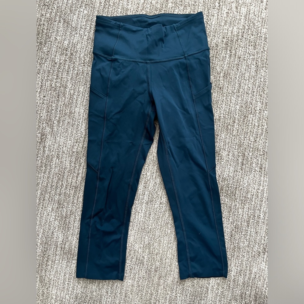 Lululemon - Picture 2 of 2